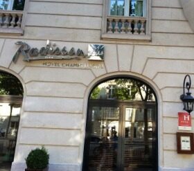 Hotel Review: Radisson Blu Le Dokhan’s Hotel, Paris Trocadero