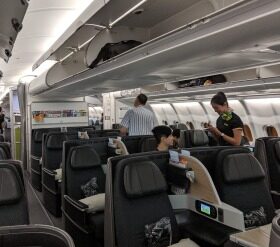 Airline Review: EVA Airways – Business Class (Boeing 777-300 with Lie Flat Seats) : Taipei – Los Angeles (BR 6)