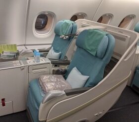 Airline Review: Korean Air – Business Class (Boeing 777-300ER with Lie Flat Seats): Bangkok – Seoul (KE 660)