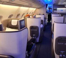 Airline Review: Korean Air – Business Class (Airbus 380-800 with Lie Flat Seats): Seoul – Bangkok (KE 657)