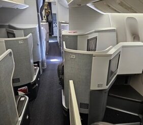 Airline Review: Finnair – Business Class (Airbus A350-900 with Lie Flat Seats) : Helsinki – Los Angeles (AY 1)