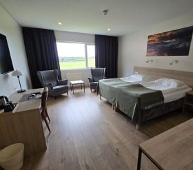 August 2025: 6 Days in Iceland Trip Report – Day 4 – Eldhraun Lava Field, Jökulsárlón Glacial Lagoon and black sand beaches (Diamond Beach, Stokksnes Beach)